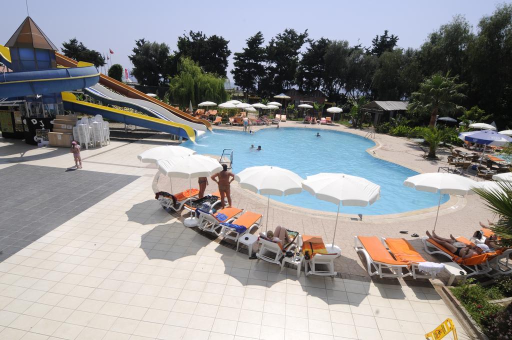Klas Hotel 카기켁 외부 사진
