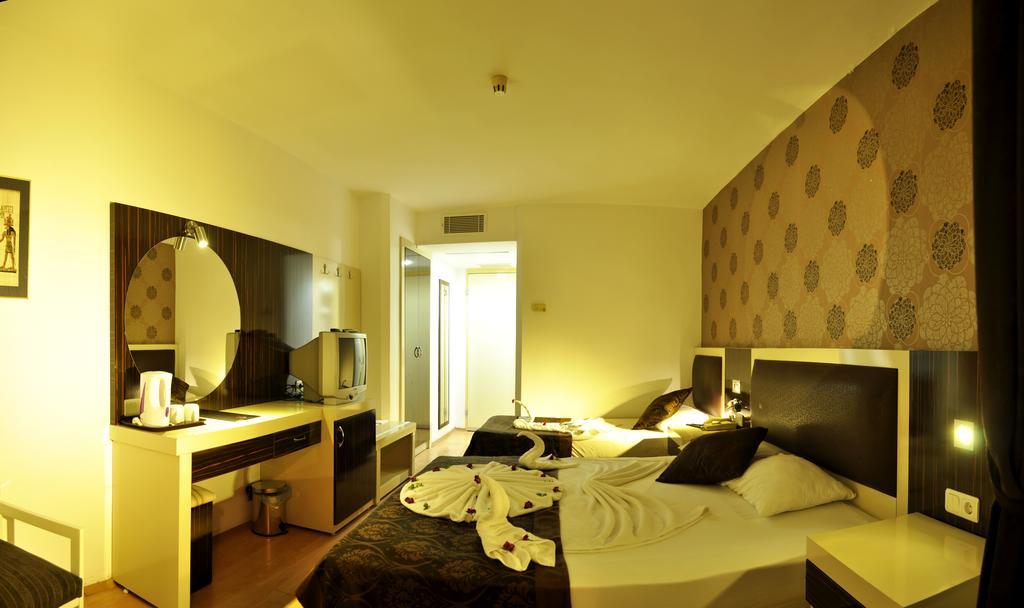 Klas Hotel 카기켁 외부 사진