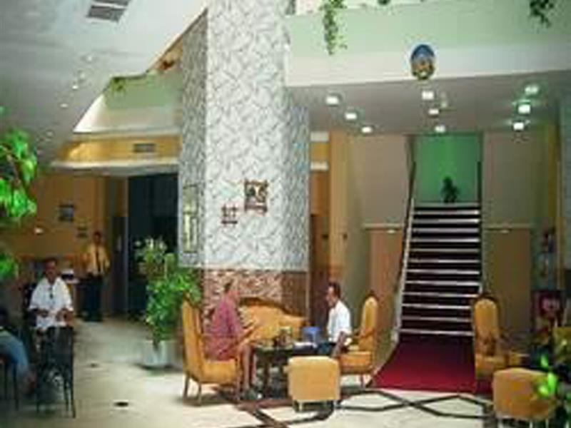 Klas Hotel 카기켁 외부 사진