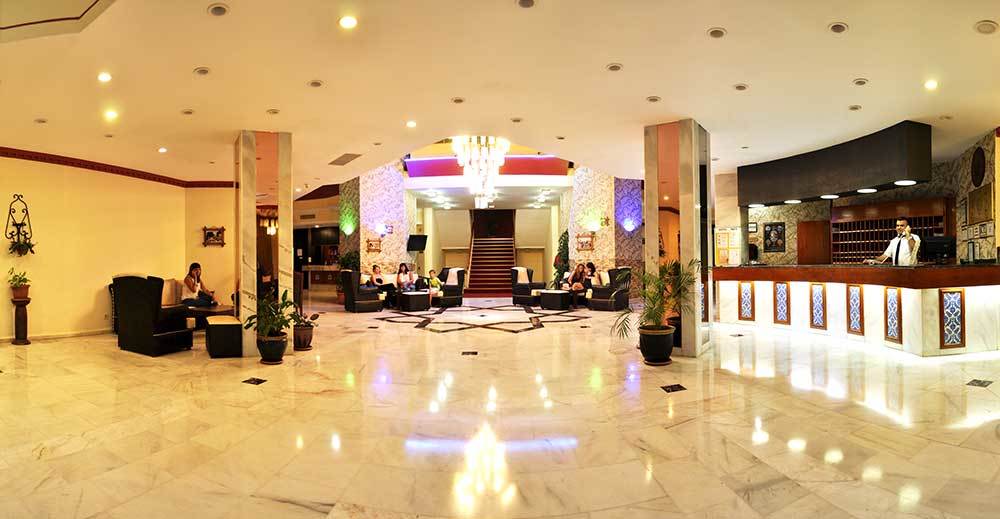 Klas Hotel 카기켁 외부 사진