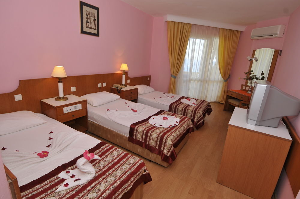 Klas Hotel 카기켁 외부 사진