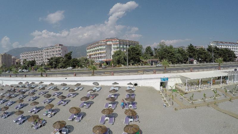 Klas Hotel 카기켁 외부 사진